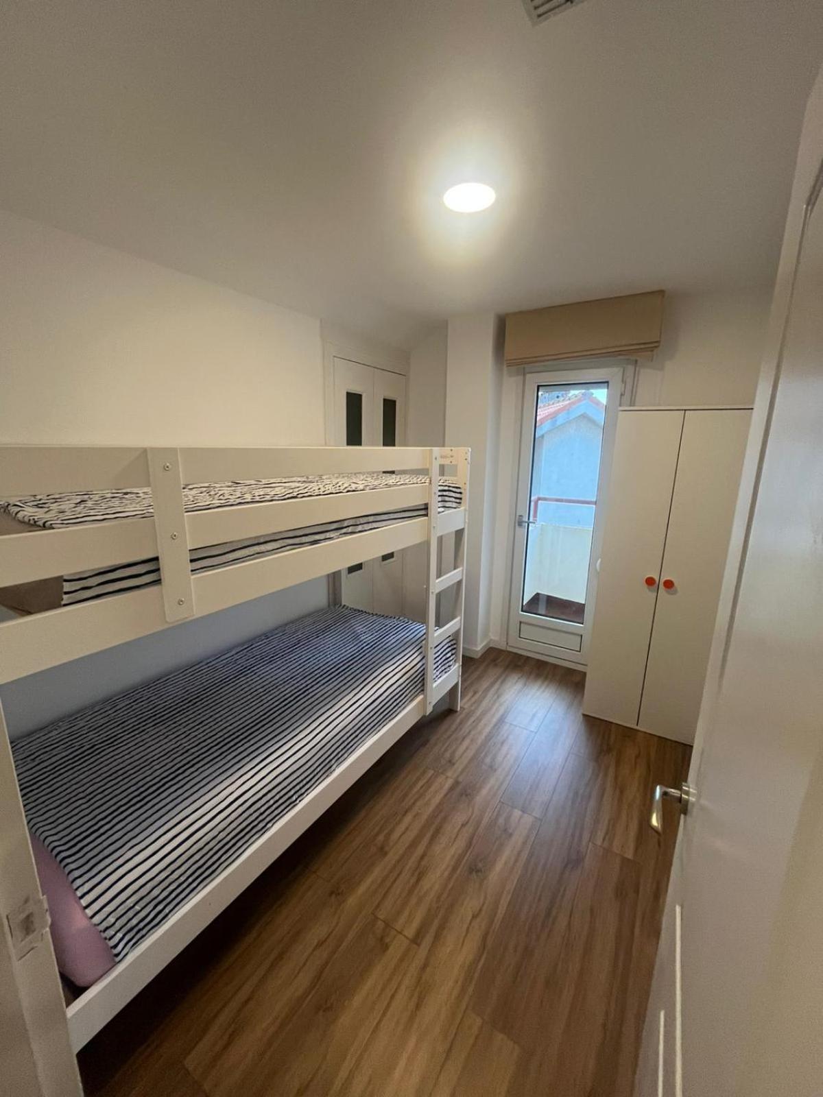 Duplex Con Terraza En Mogro Leilighet Eksteriør bilde